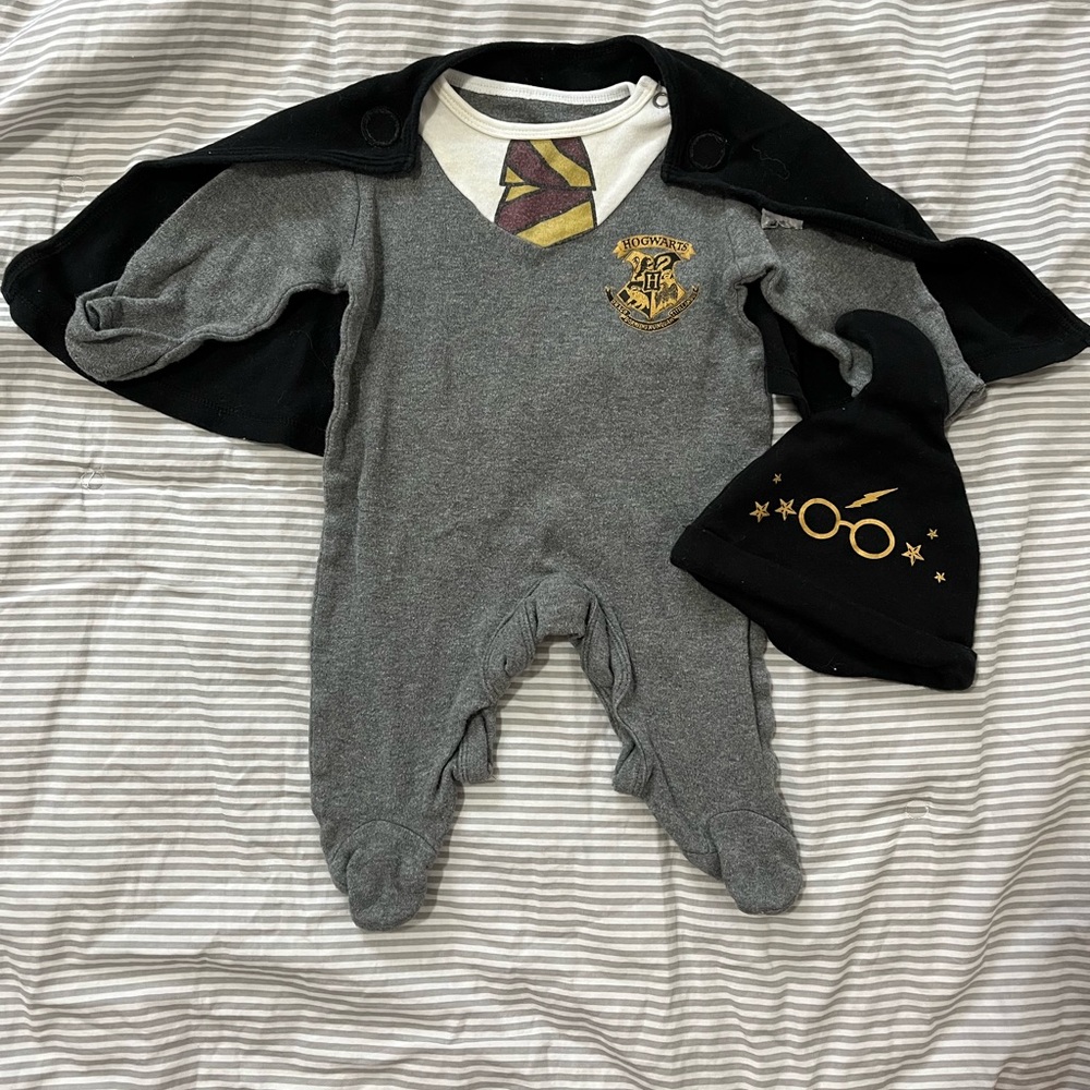 0-3m Hogwarts Costume